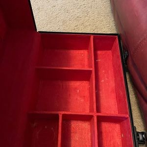 Kat Von D make up box